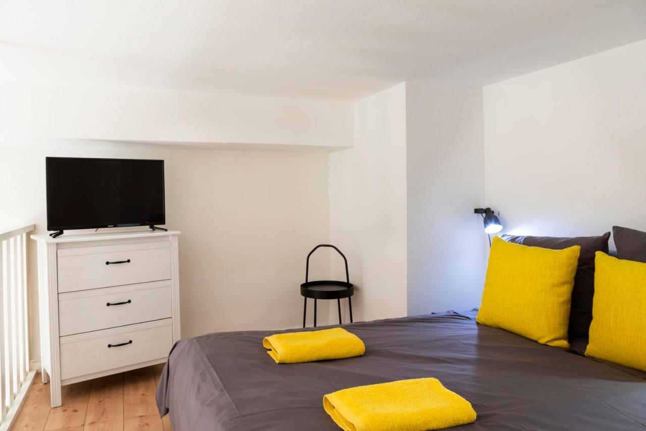 Homely Loft Style Apartment In Berlin Wilmersdorf Buitenkant foto